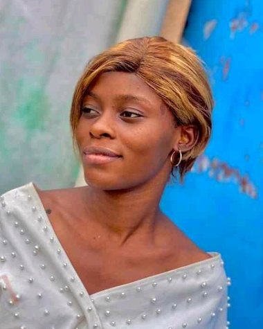 Portrait de Benzi Dilenga, auteure du livre Le Pouvoir et l'Appel des Femmes